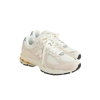 New Balance 2002r Unisex Sneakers